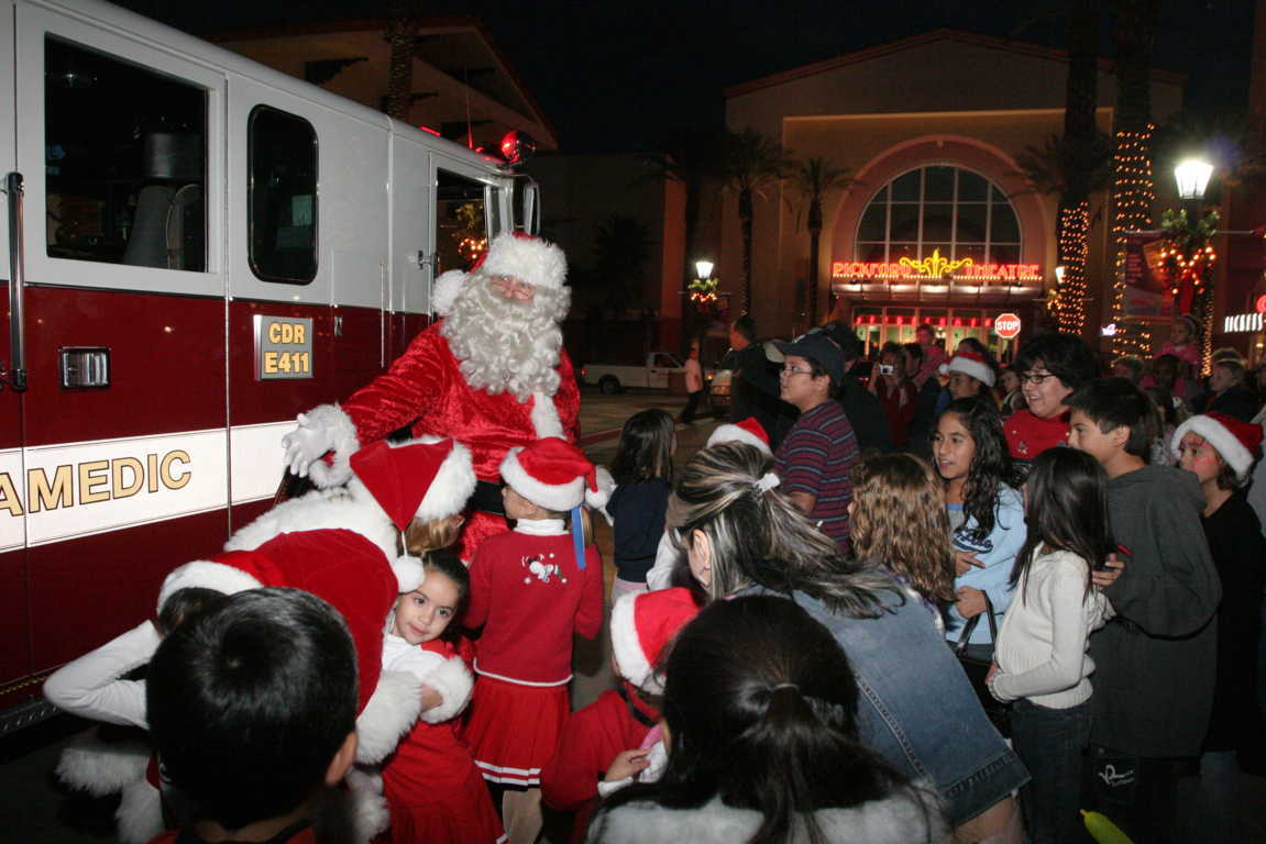 Santa Arrives